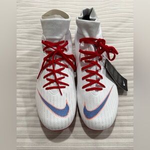 Nike Mercurial Soccer Cleats Size 6.5 AO1516-991, NWT, White Red Blue